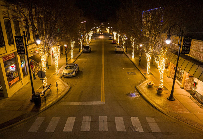 Christmas Light Installer in Kansas City