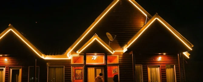 Holiday Lighting Company in Olathe