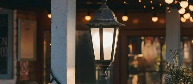 Backyard Landscape Lighting Installer in Kansas City